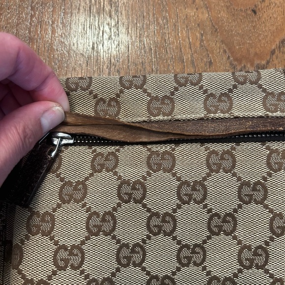 Gucci Brown Monogram Belt Bag - Picture 13 of 16